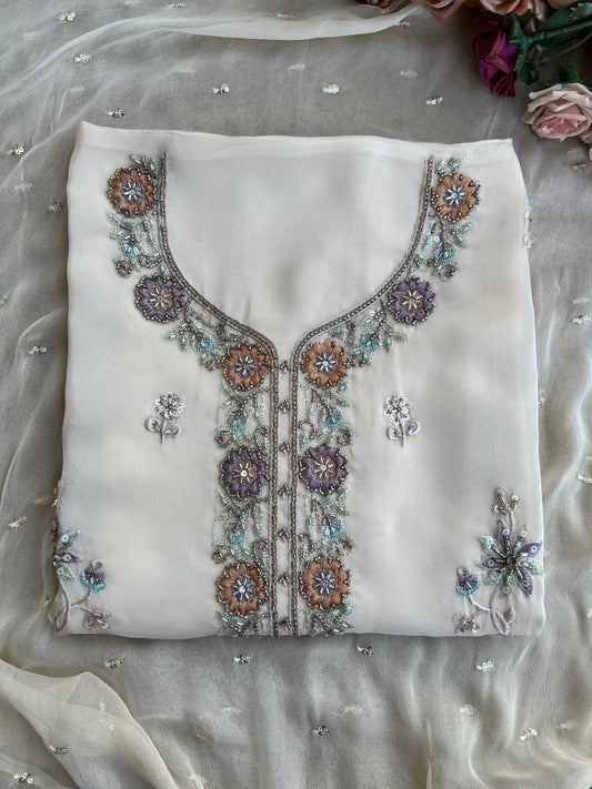 Russia Silk Ensemble with Intricate Embroidery