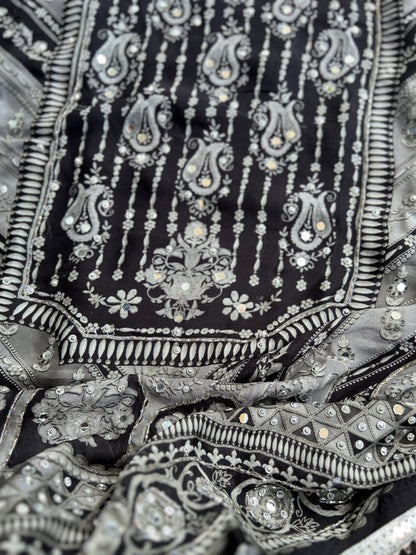 Black & White Elegance – Karachi Print Crepe Mirror Embroidered Suit