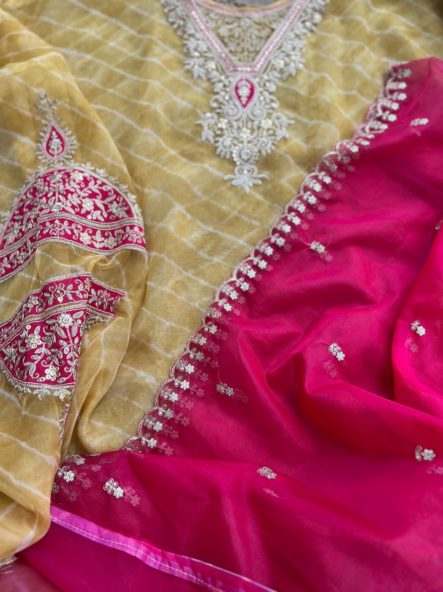 Laheriya Embroidered Beauty with Organza Dupatta