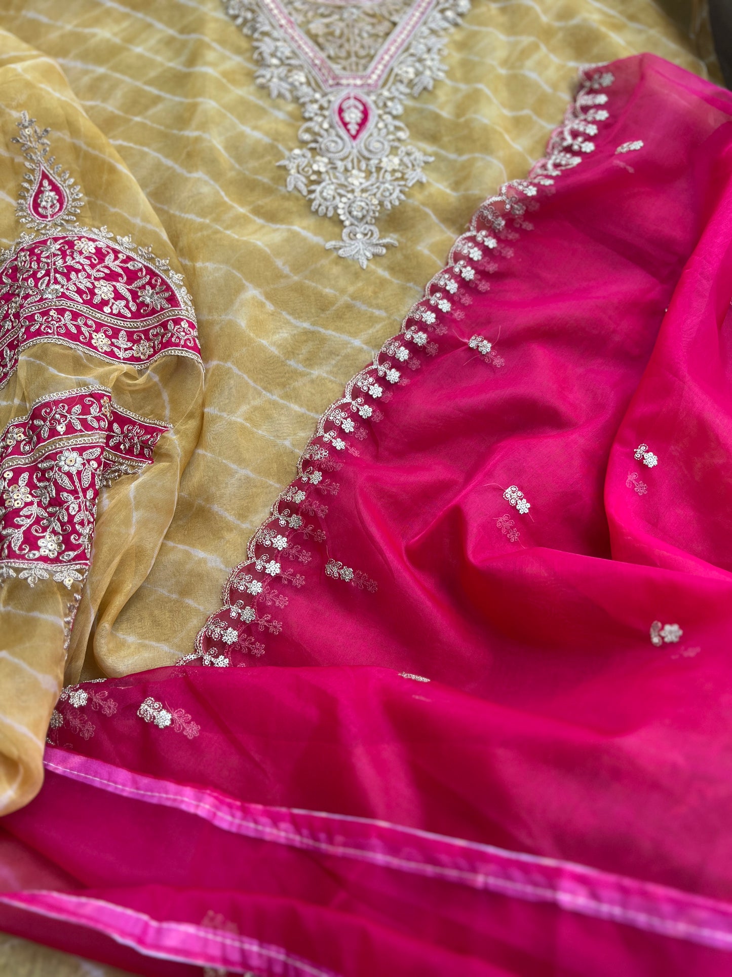 Laheriya Embroidered Beauty with Organza Dupatta