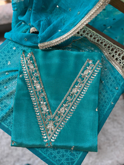 clothing ethnic