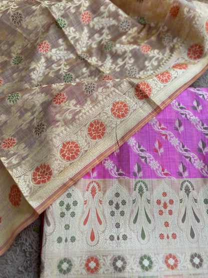 Handwoven Banarasi Elegance in Pink & Beige