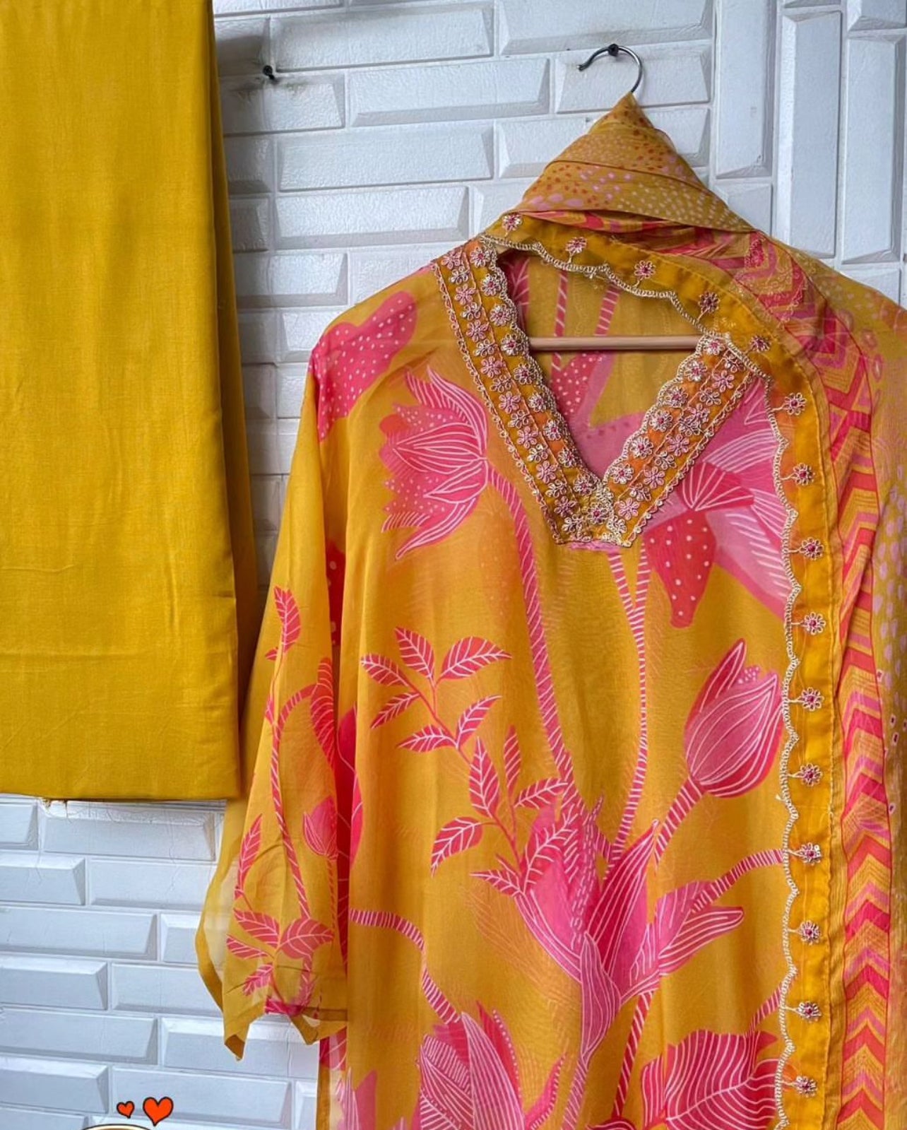 clothing ethnic