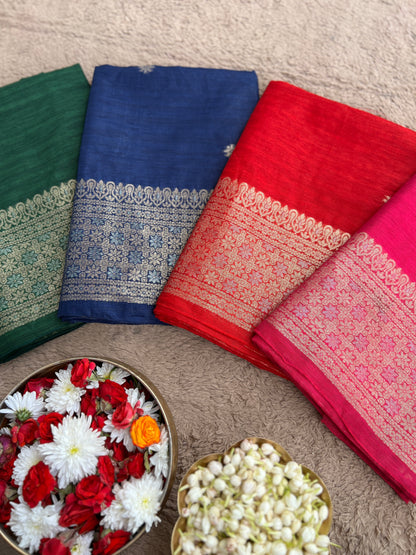 Handwoven Jamdani Elegance — A Timeless Weave of Tradition & Grace 💫