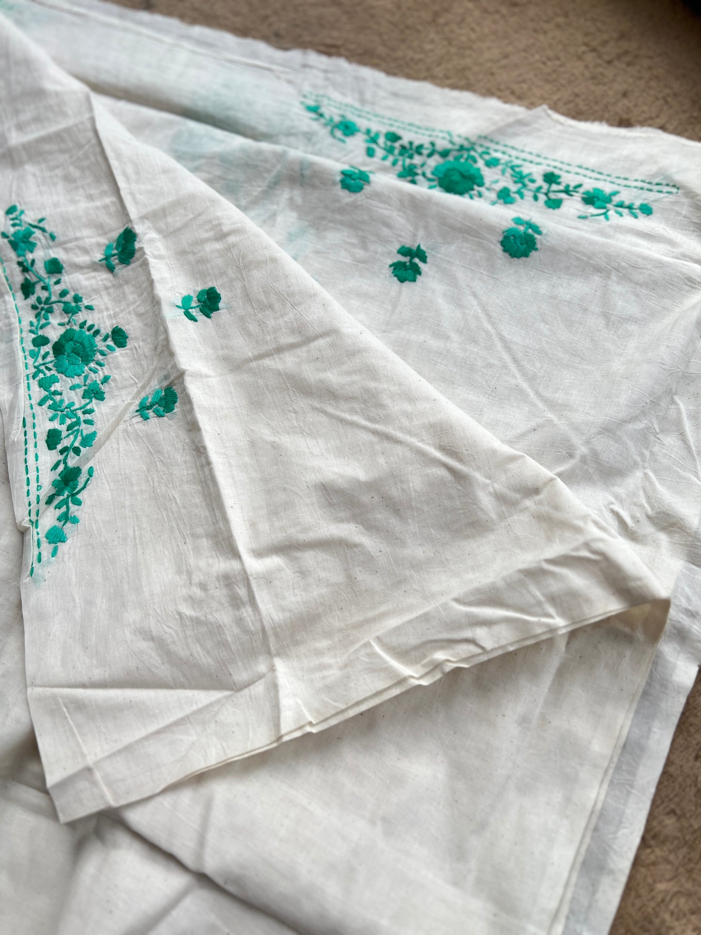 Ivory White Emerald Floral Thread Embroidered Suit