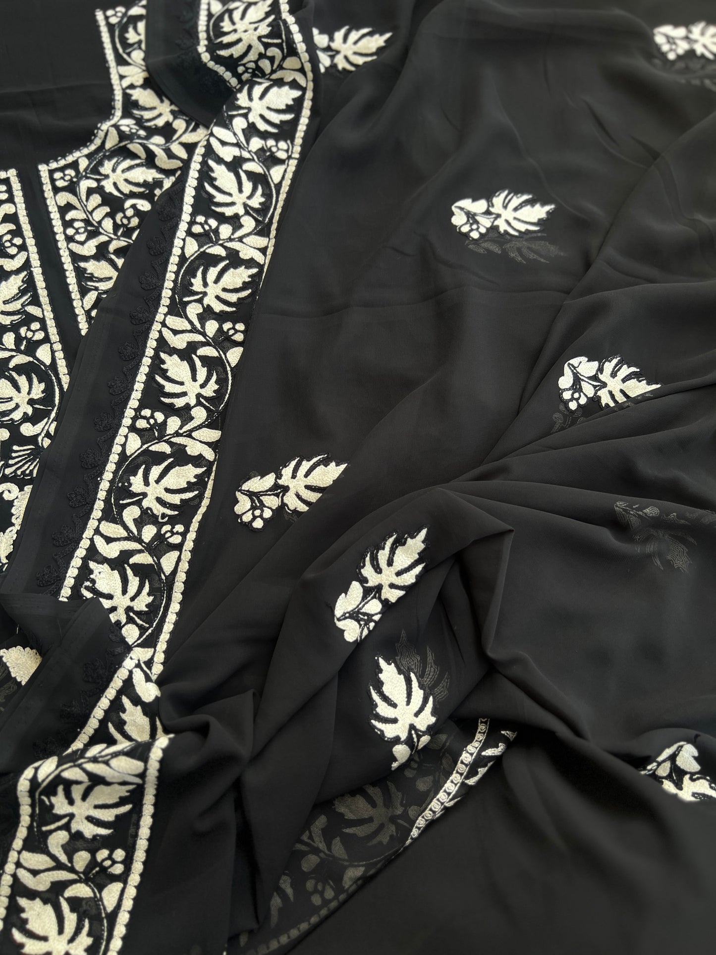 Premium Georgette Chinar Kashmiri Embroidered Suit Set