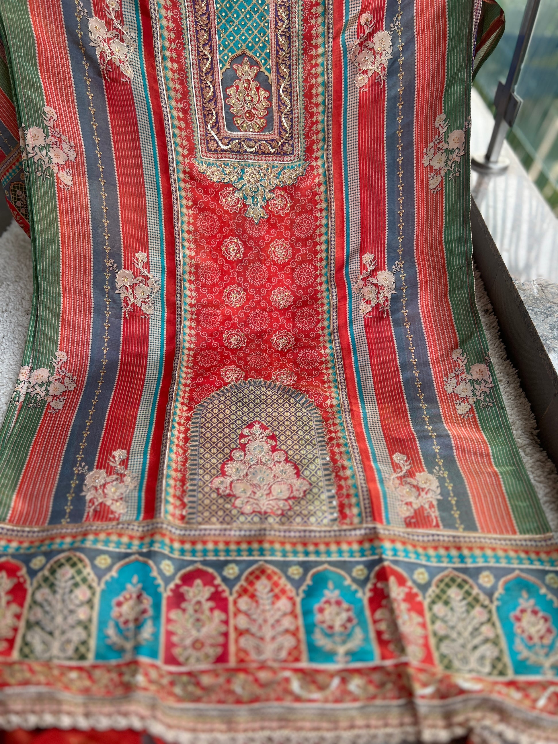 clothing ethnic
