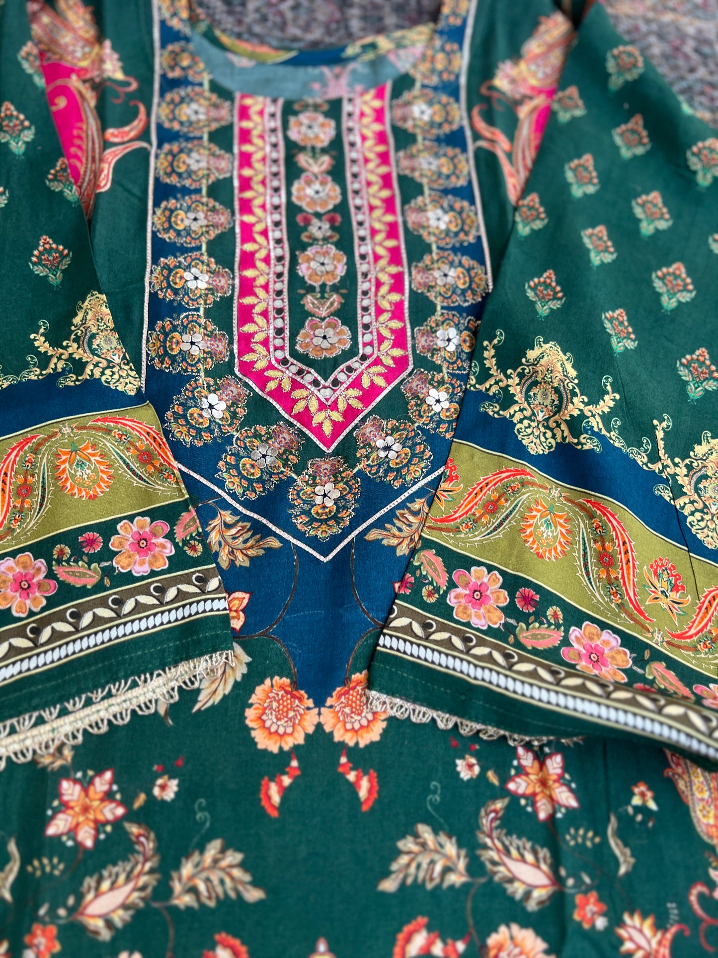 Emerald Bloom Muslin Karanchi Suit Set