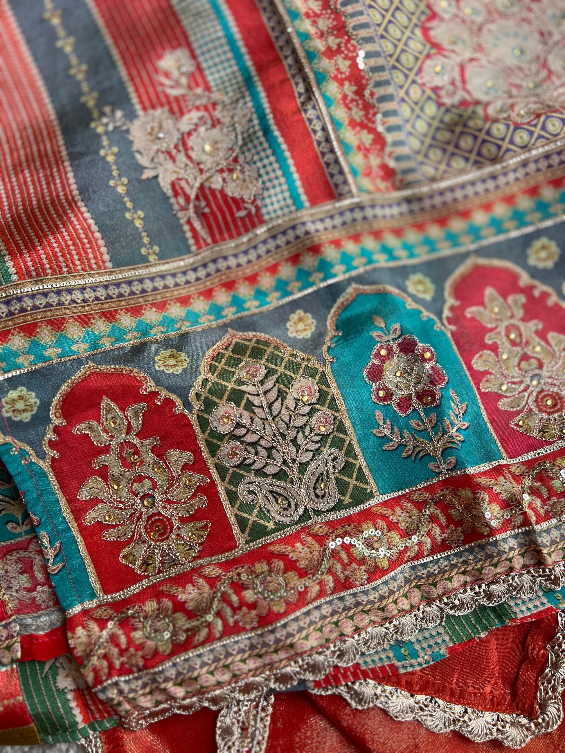 clothing ethnic