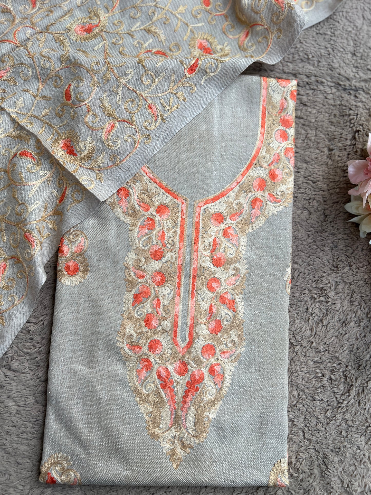 Elegant Kashmiri Woolen Embroidered Suit Set – Soft Grey Winter Collection