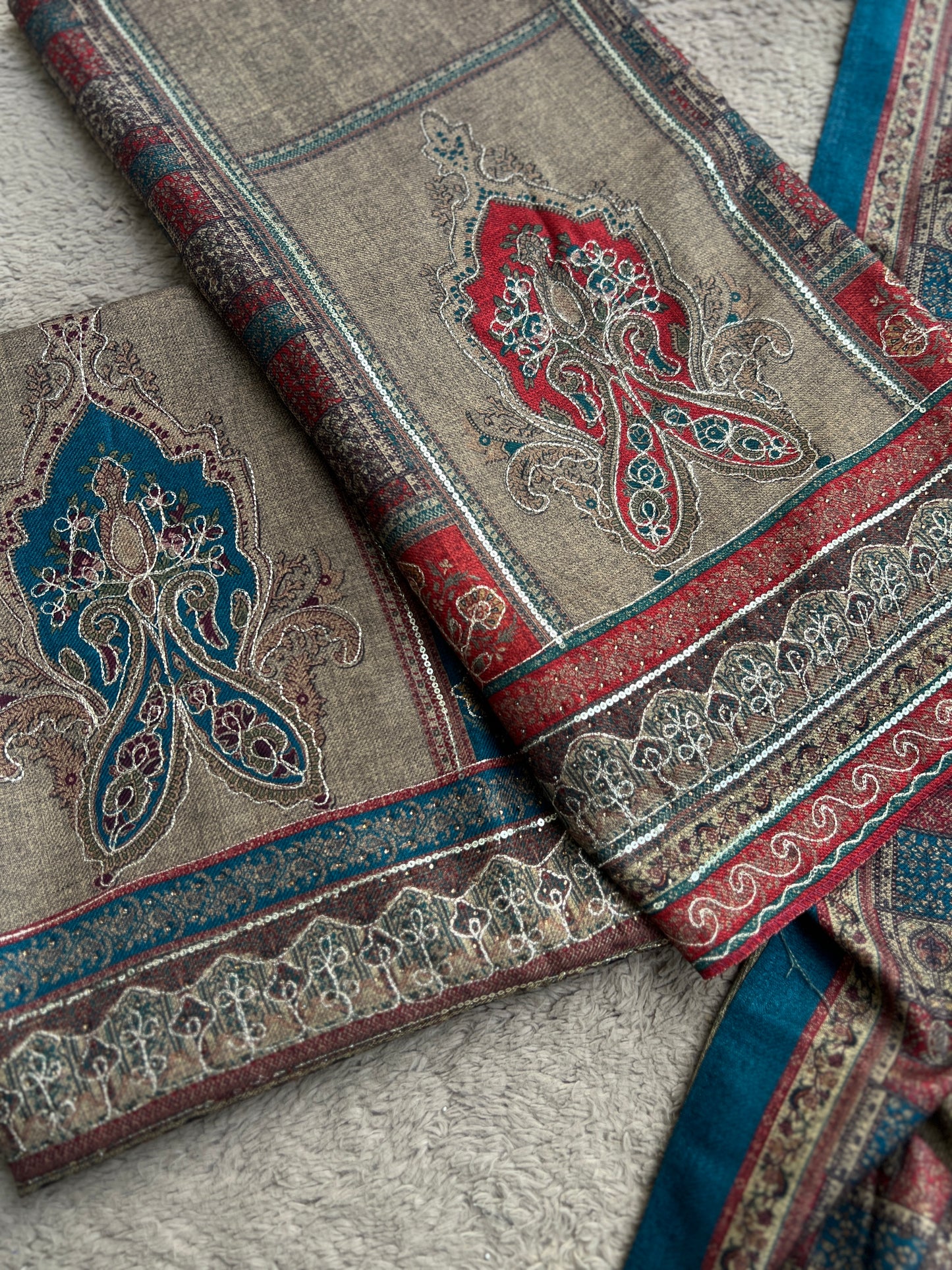 Elegant Karachi Print Pashmina Suit With Fine Embroidery