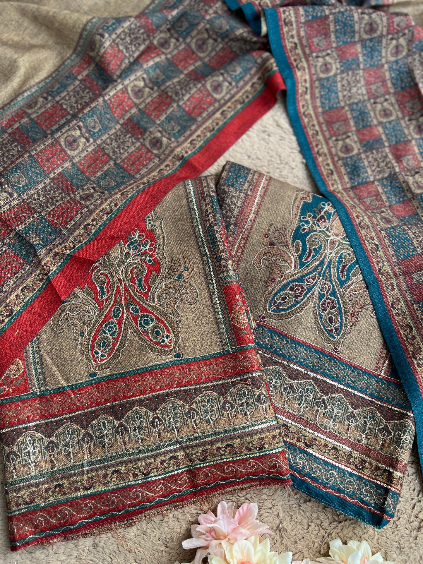 Elegant Karachi Print Pashmina Suit With Fine Embroidery