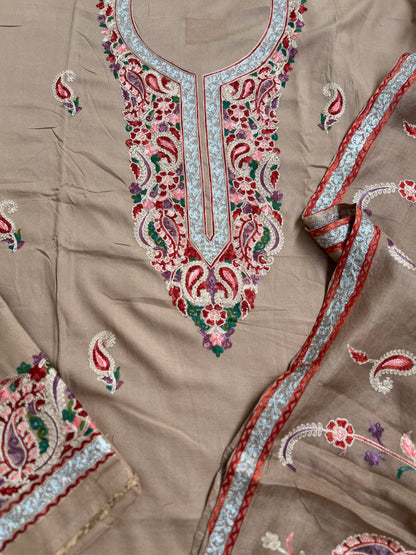 Soft Beige Grace with Full Kashmiri Jaal Dupatta