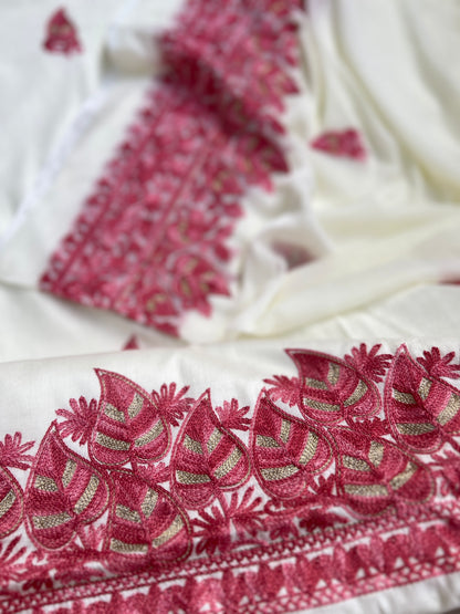 Elegant Vanilla Off-White Suit with Pink Kashmiri Embroidery & Chiffon Dupatta