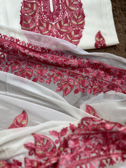 Elegant Vanilla Off-White Suit with Pink Kashmiri Embroidery & Chiffon Dupatta