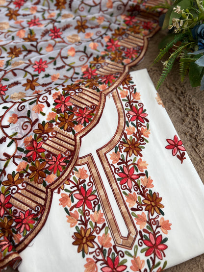 Classic Off-White Suit Featuring Intricate Kashmiri Needlework