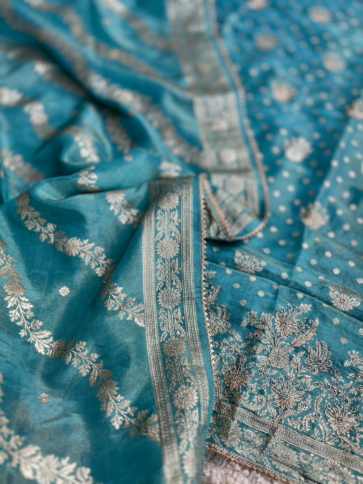 Ocean Shimmer Jaquard Banarasi