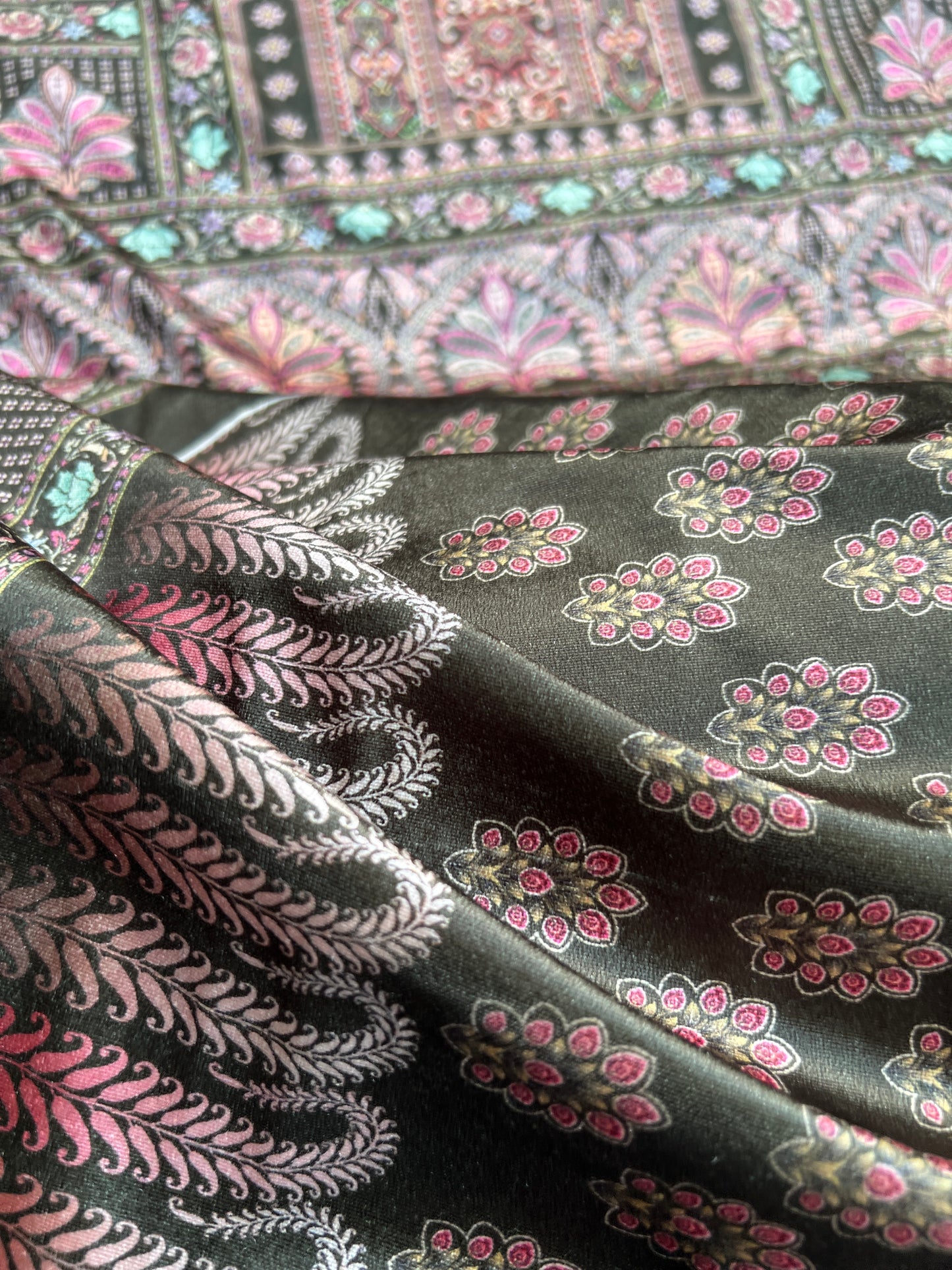 Royal Velvet Karachi Print Suit – Sabyasachi Style Elegance