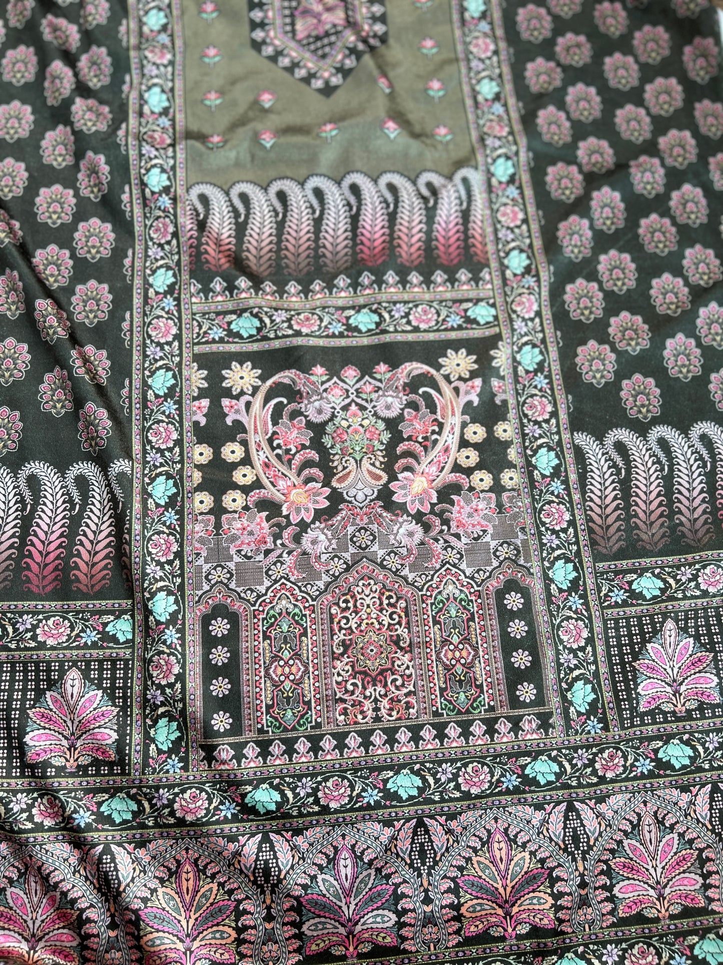 Royal Velvet Karachi Print Suit – Sabyasachi Style Elegance