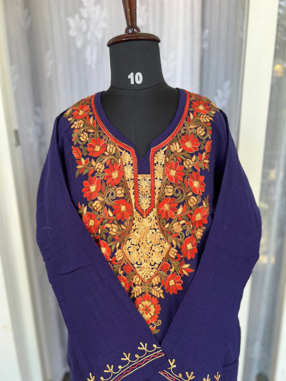 Kashmiri Free-Size Woolen Pheran – Winter Sale Exclusive!