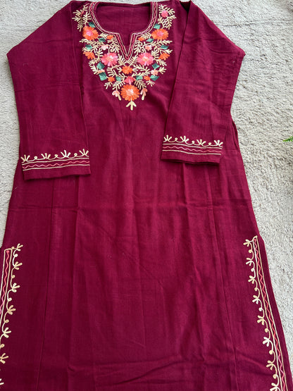 Kashmiri Free-Size Woolen Pheran – Winter Sale Exclusive!