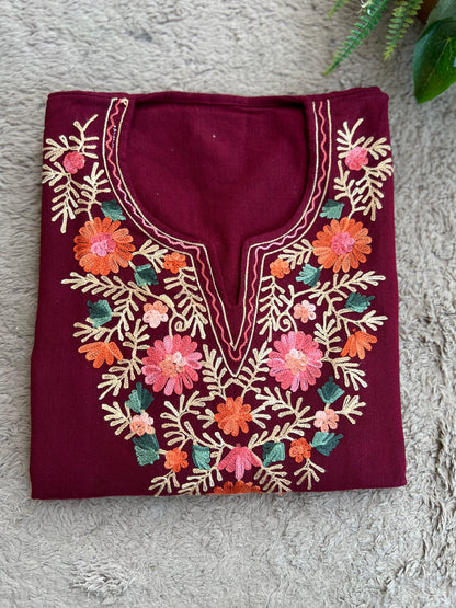 Kashmiri Free-Size Woolen Pheran – Winter Sale Exclusive!