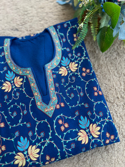 Kashmiri Free-Size Woolen Pheran – Winter Sale Exclusive!