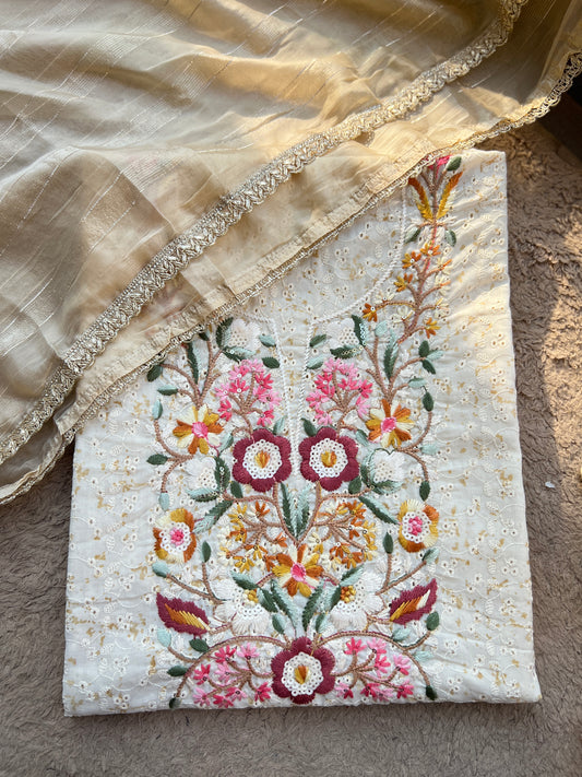 Chic Hakoba Embroidered Suit