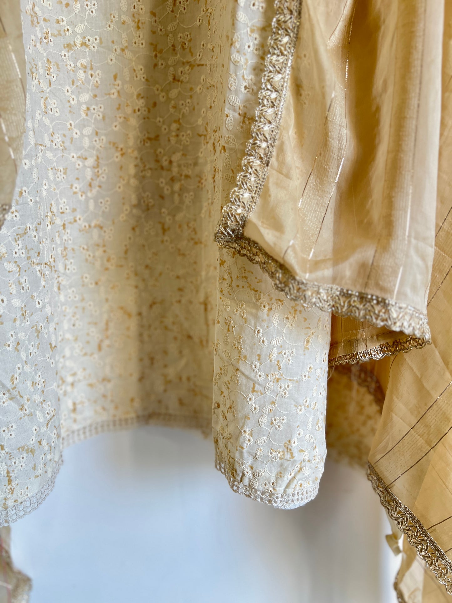 Chic Hakoba Embroidered Suit