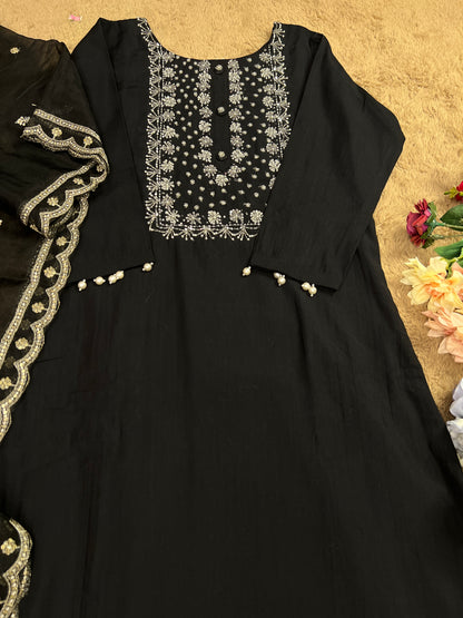 Black Modal Maslin Suit with Cut Dana Neck Work & Embroidered Organza Dupatta