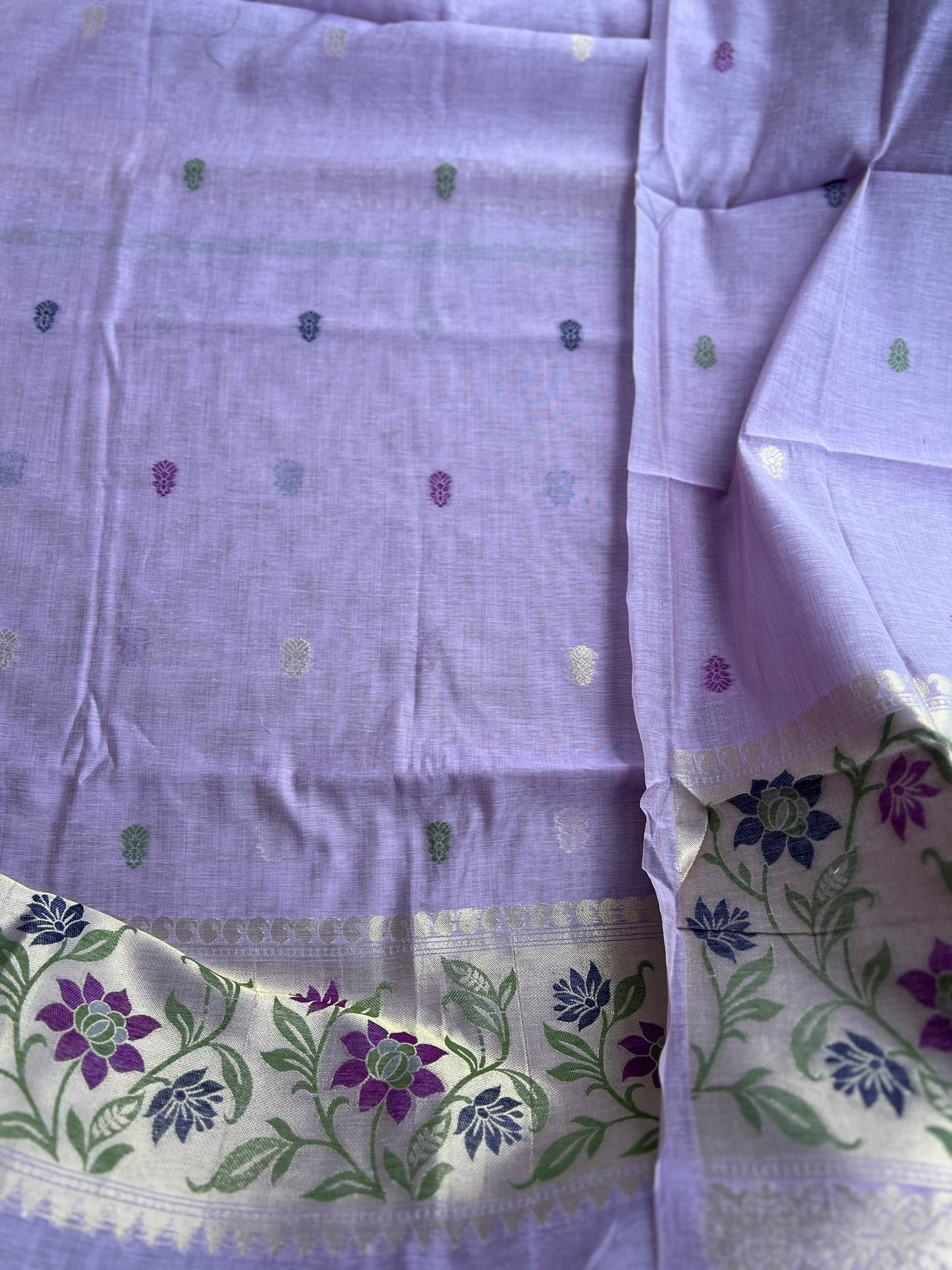 Heritage Jamdaani Weave Suit Set with Elegant Border Detailing