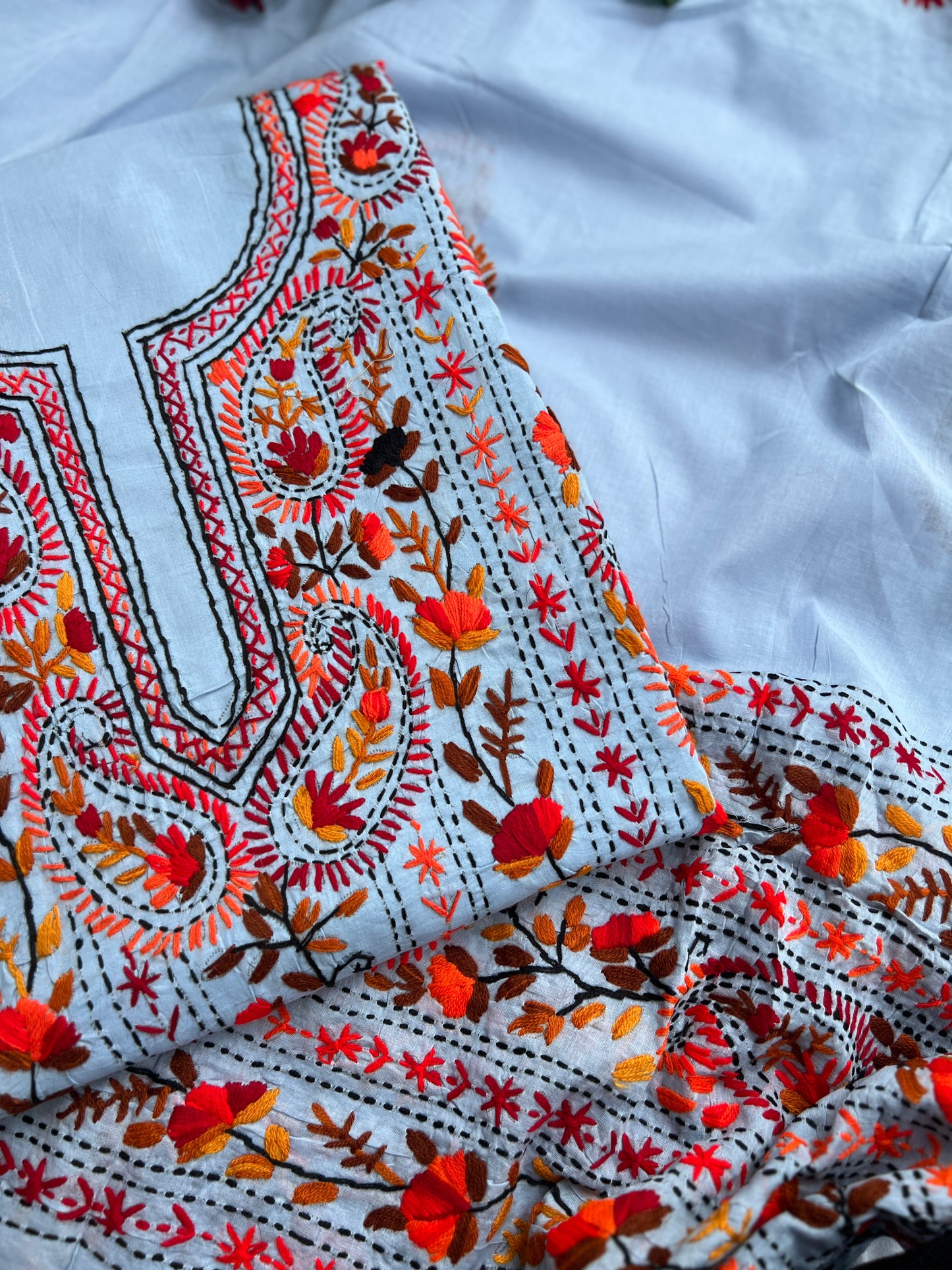 Autumn Paisley Hand-Embroidered Suit Set