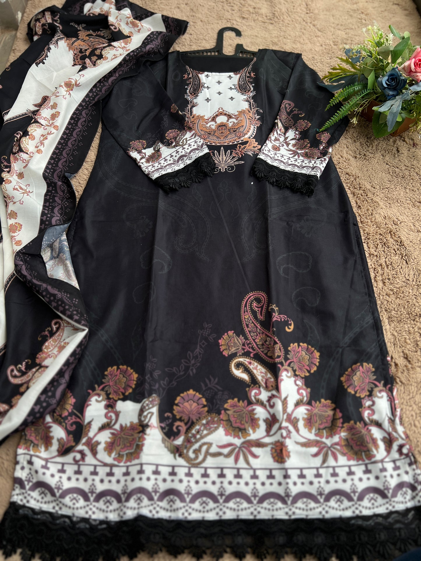 Black Karachi Print Maslin Suit with Dupatta – Timeless Ethnic Charm