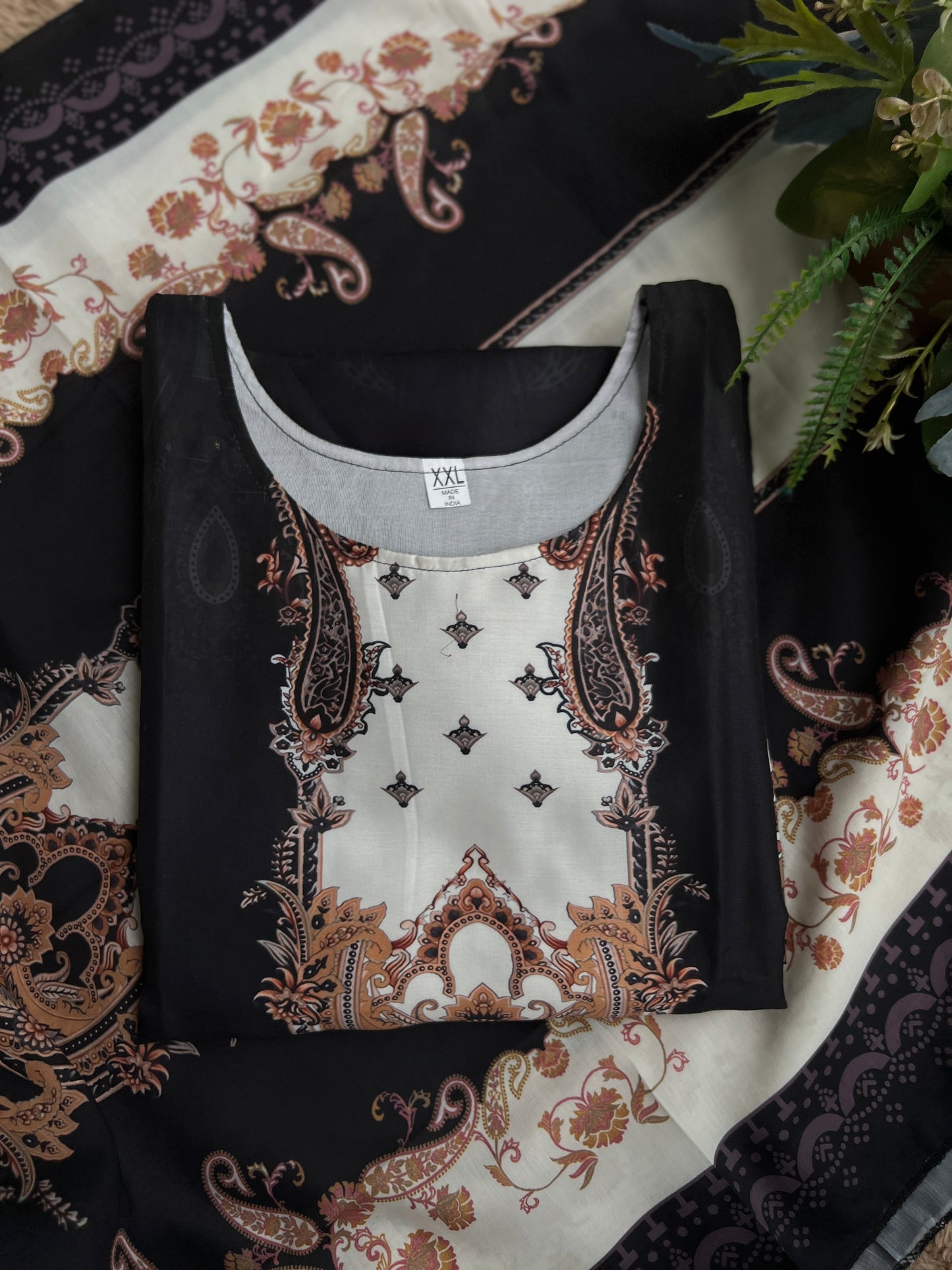 Black Karachi Print Maslin Suit with Dupatta – Timeless Ethnic Charm