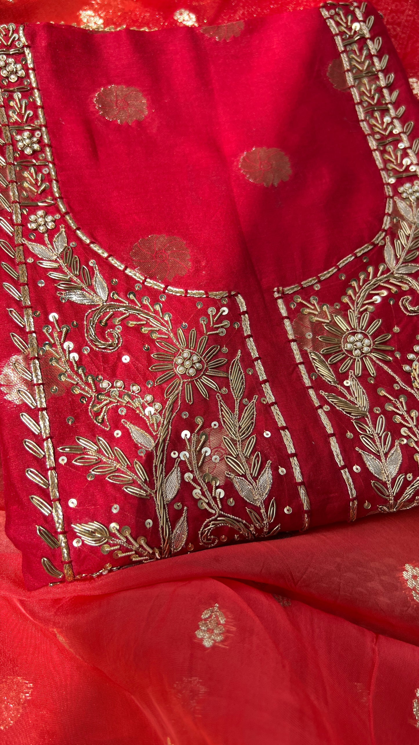 Fire Brick Red with dual Tone Dupatta