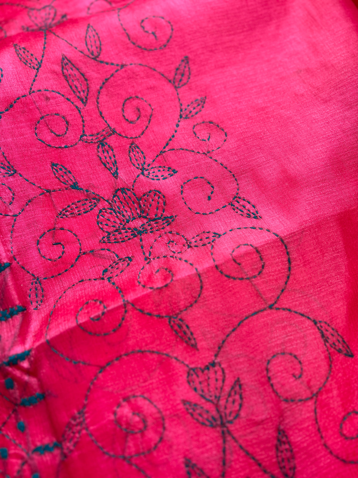 Fuchsia Bloom Kathiyawadi Hand-Embroidered Suit Set