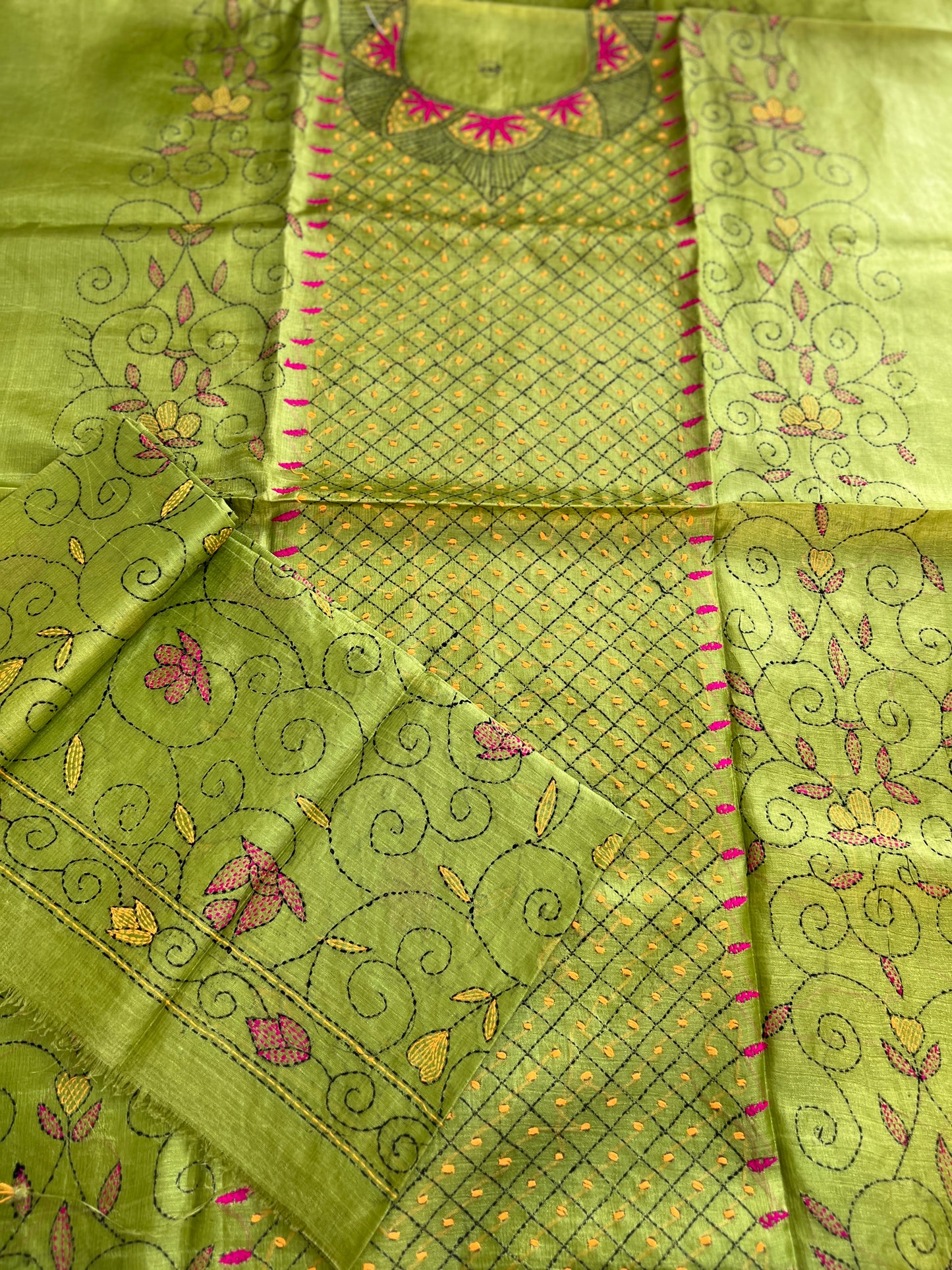 Lime Green Kathiyawadi Embroidered Suit Set
