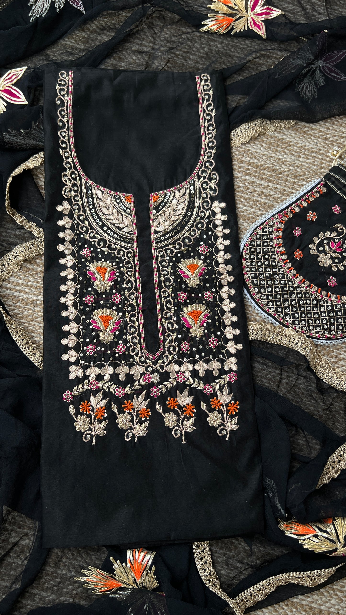Black Orchid Chanderi with potali
