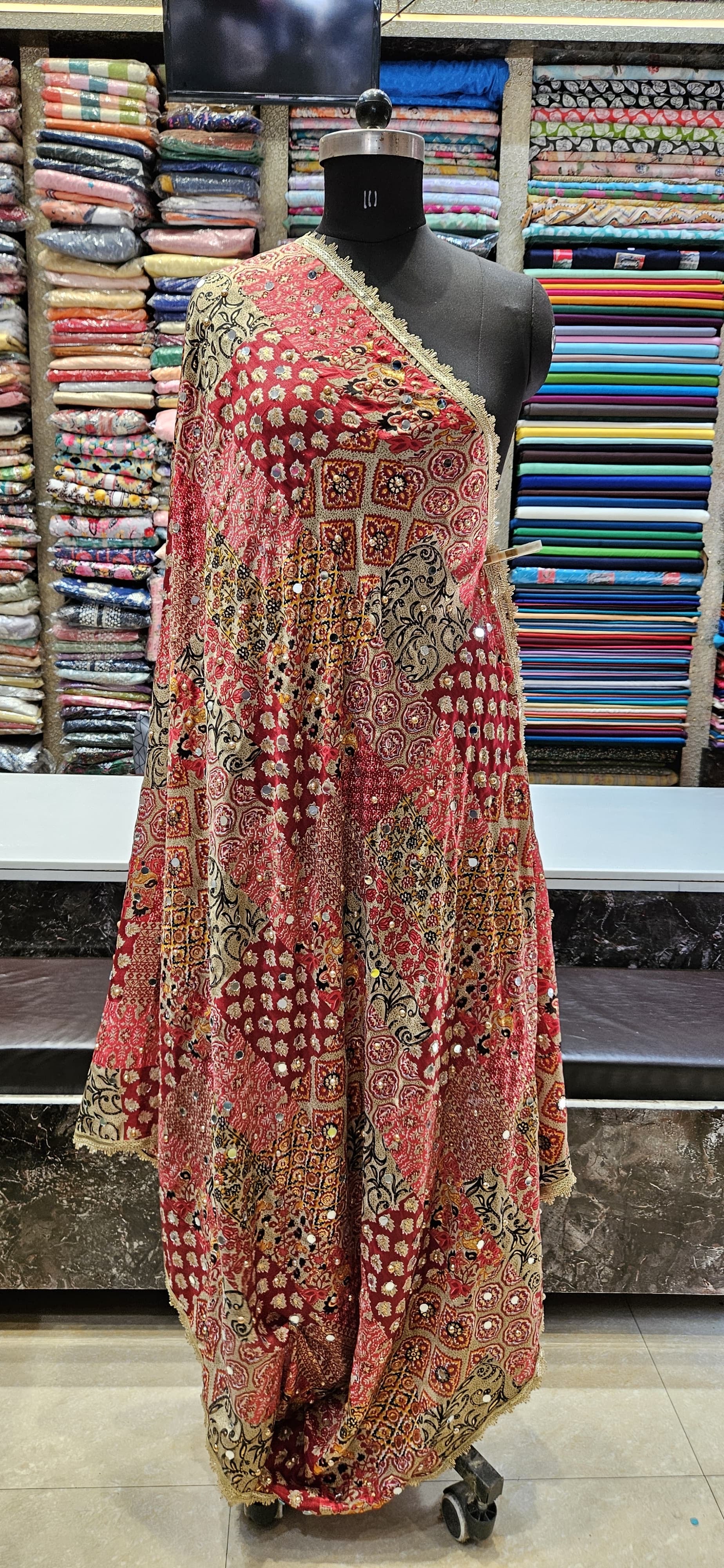 clothing ethnic